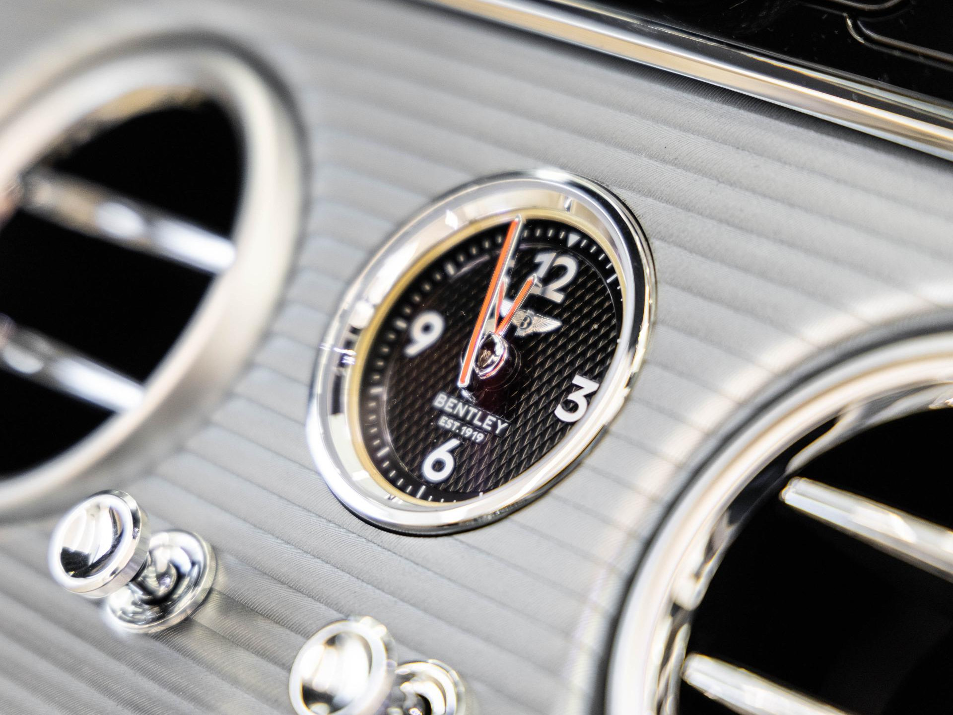 Bentley Continental GTC (MY26) von ELEGANT / IMPERIAL VENE