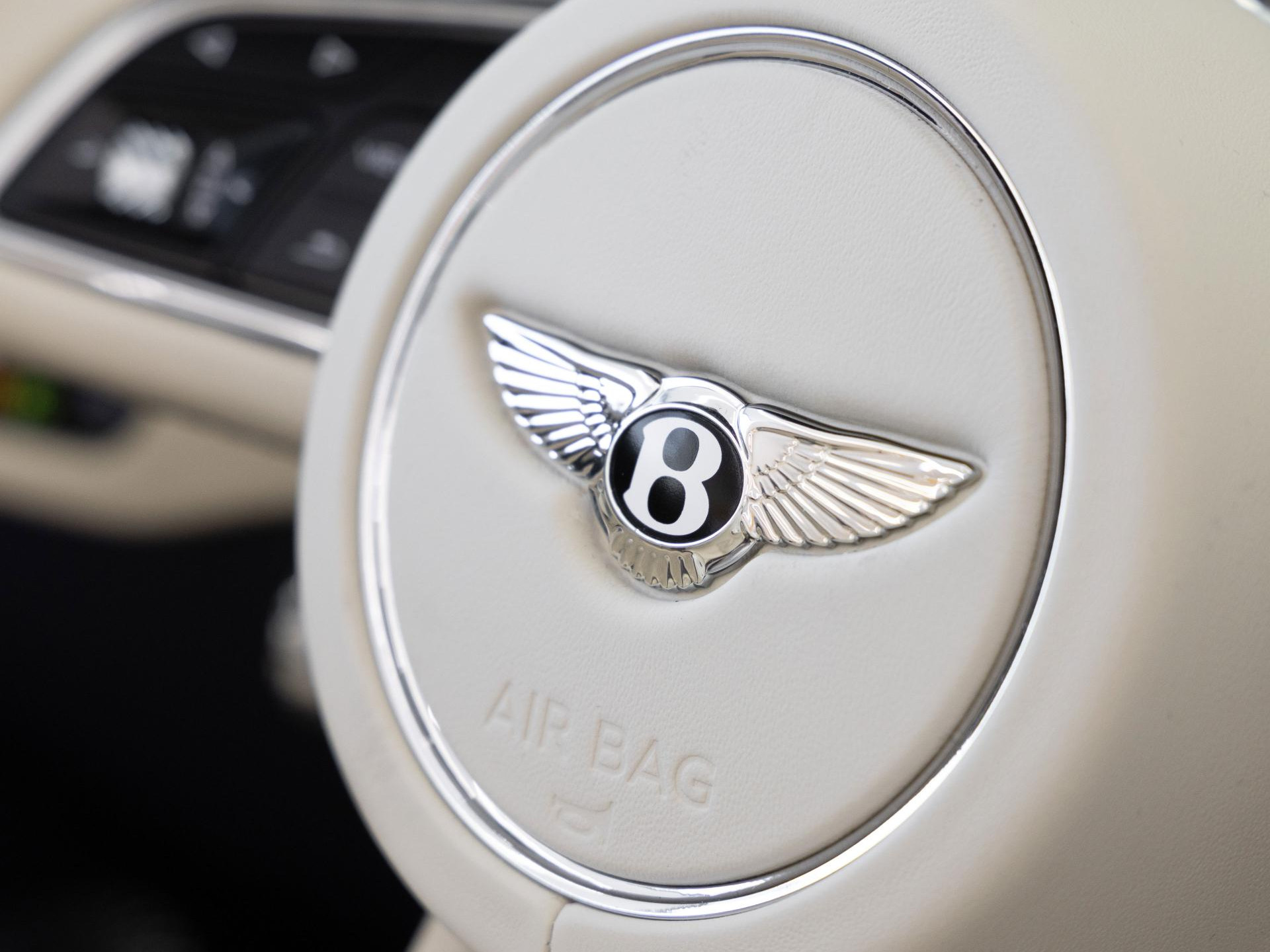 Bentley Continental GTC (MY26) von ELEGANT / IMPERIAL VENE