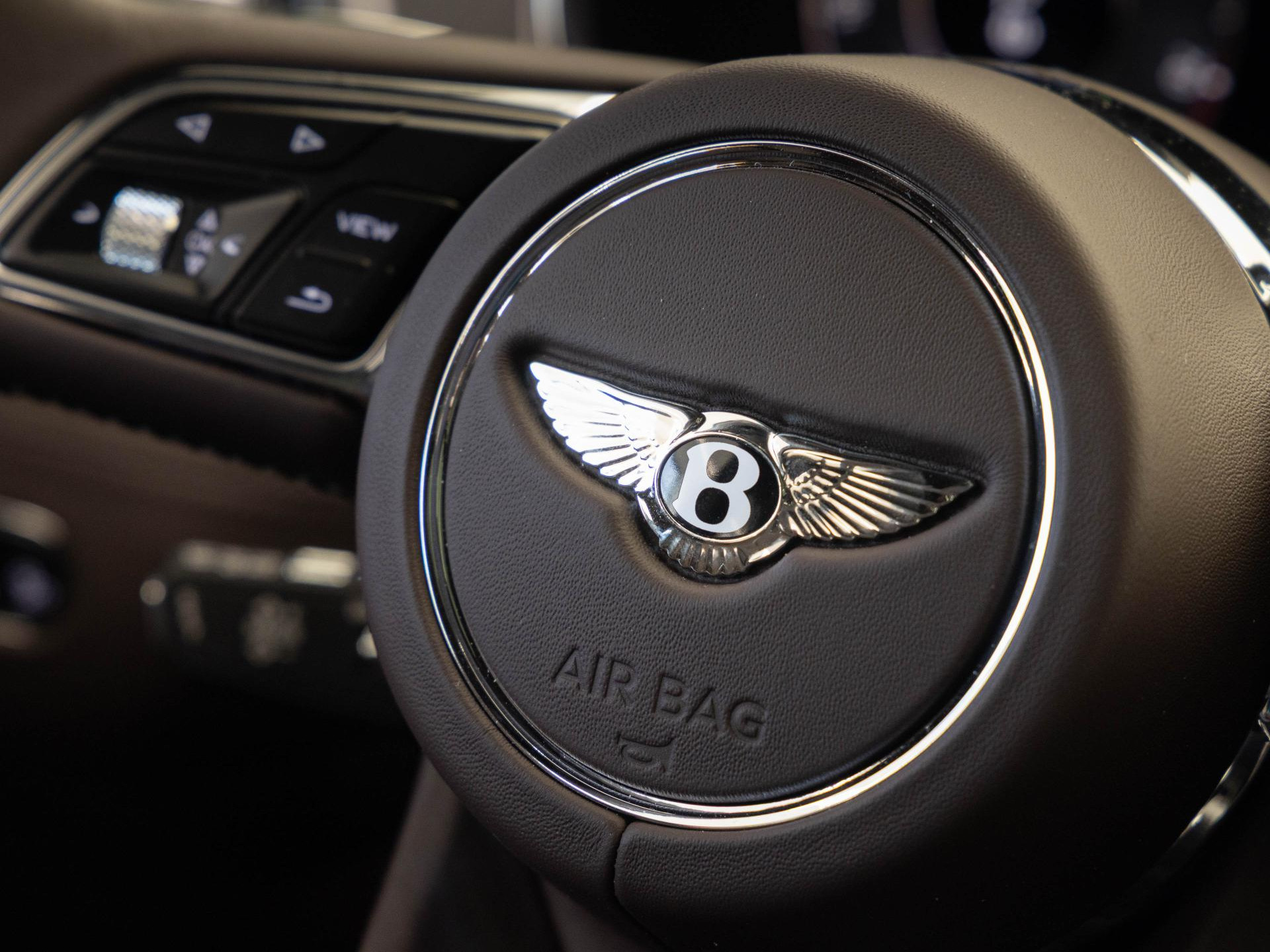 Bentley Bentayga Speed (MY26) ELEGANT + SPORTLICH / FULL