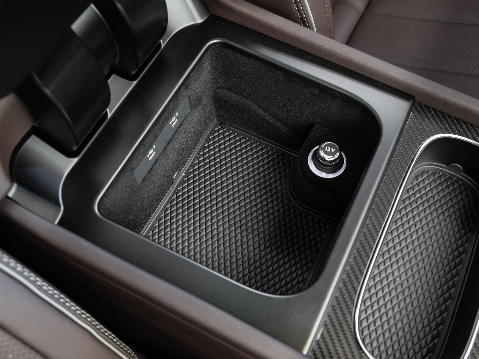 Bentley Bentayga Speed (MY26) ELEGANT + SPORTLICH / FULL