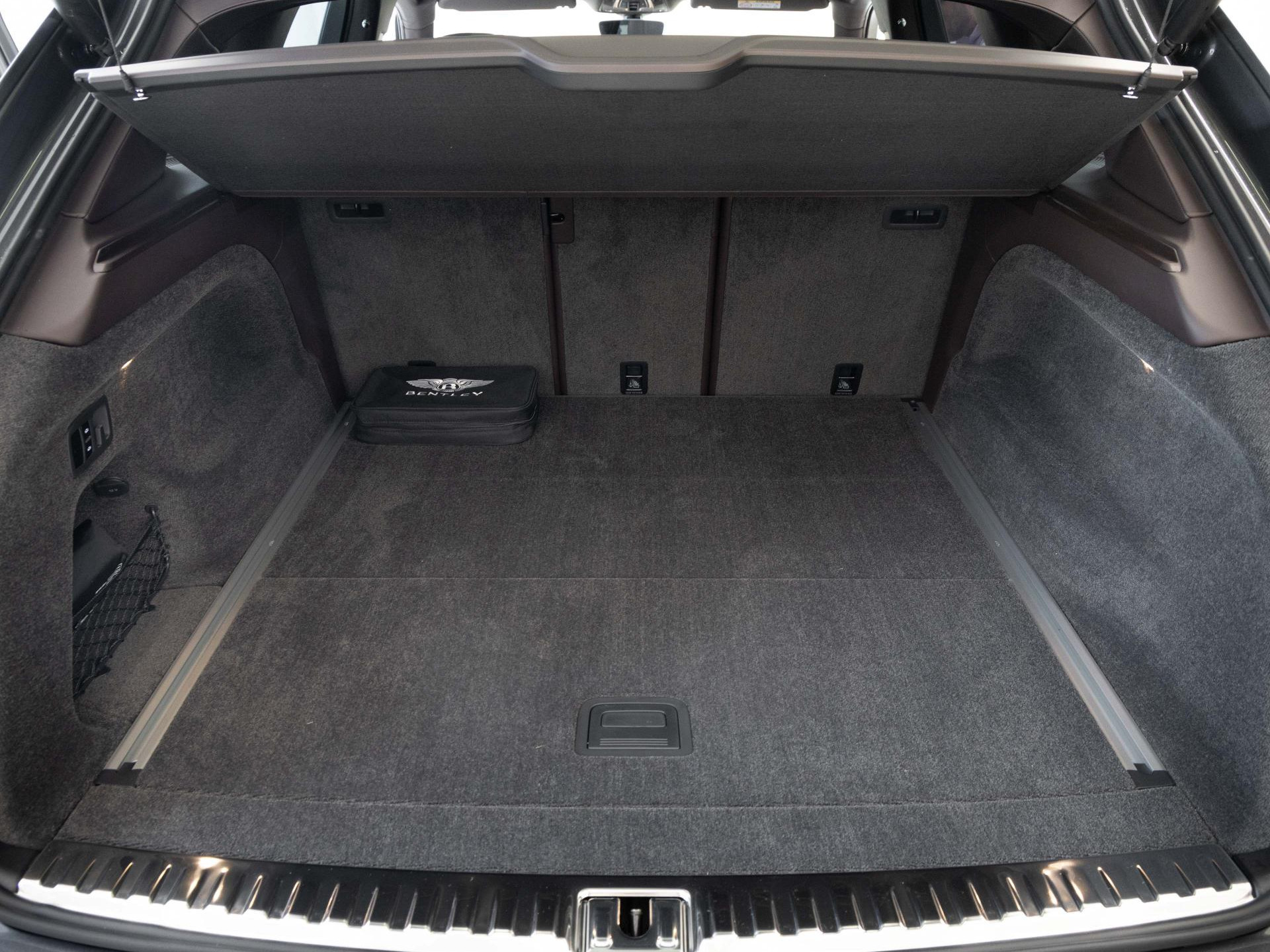 Bentley Bentayga Speed (MY26) ELEGANT + SPORTLICH / FULL