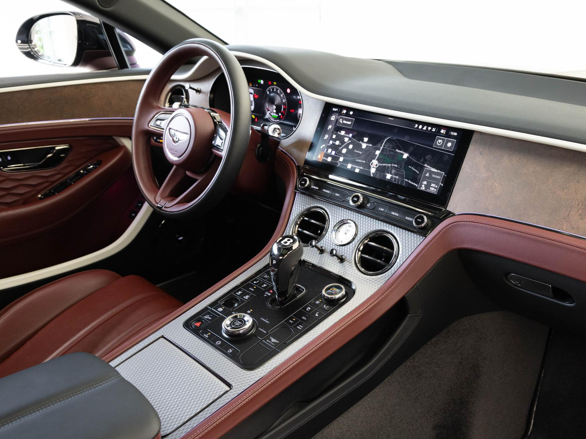 Bentley Continental GT Mulliner (MY25) SATIN / CERAMIC / F