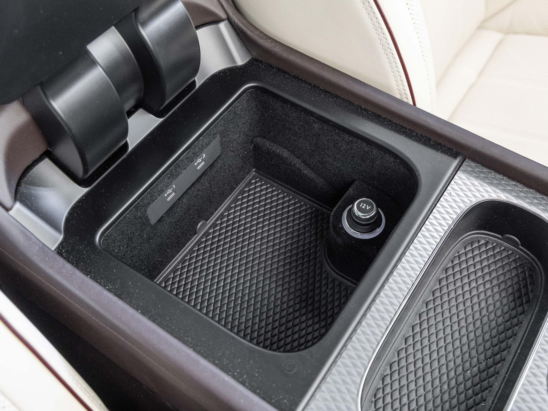 Bentley Bentayga EWB Mulliner von BENTLEY FRANKFURT