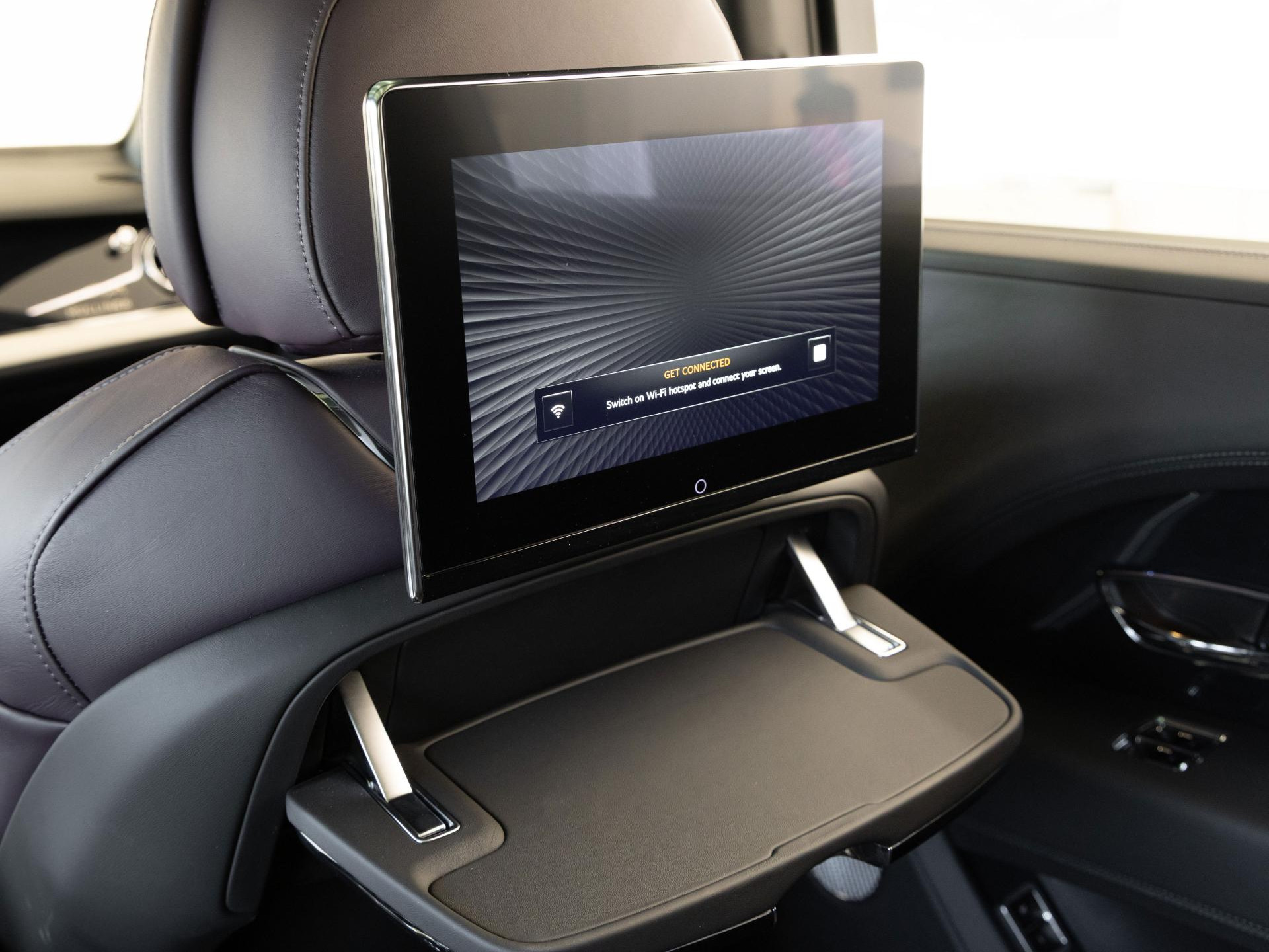 Bentley Bentayga EWB Mulliner von BENTLEY FRANKFURT