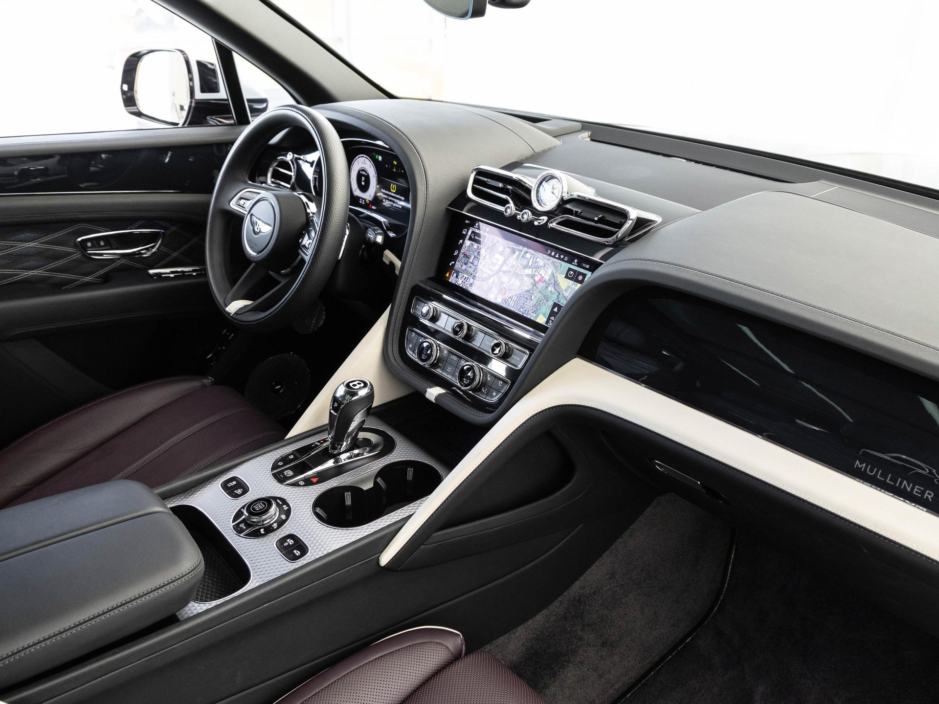 Bentley Bentayga EWB Mulliner von BENTLEY FRANKFURT