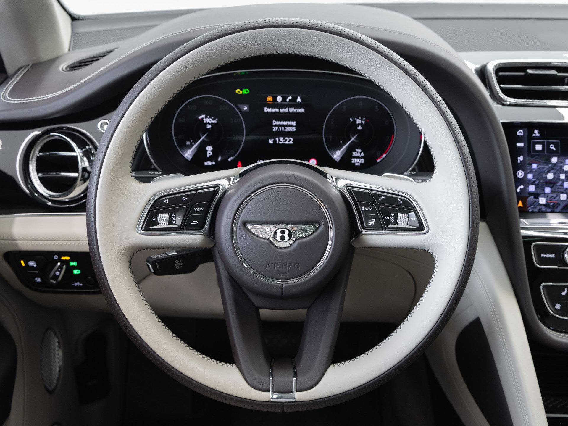 Bentley Bentayga V8 von BENTLEY FRANKFURT