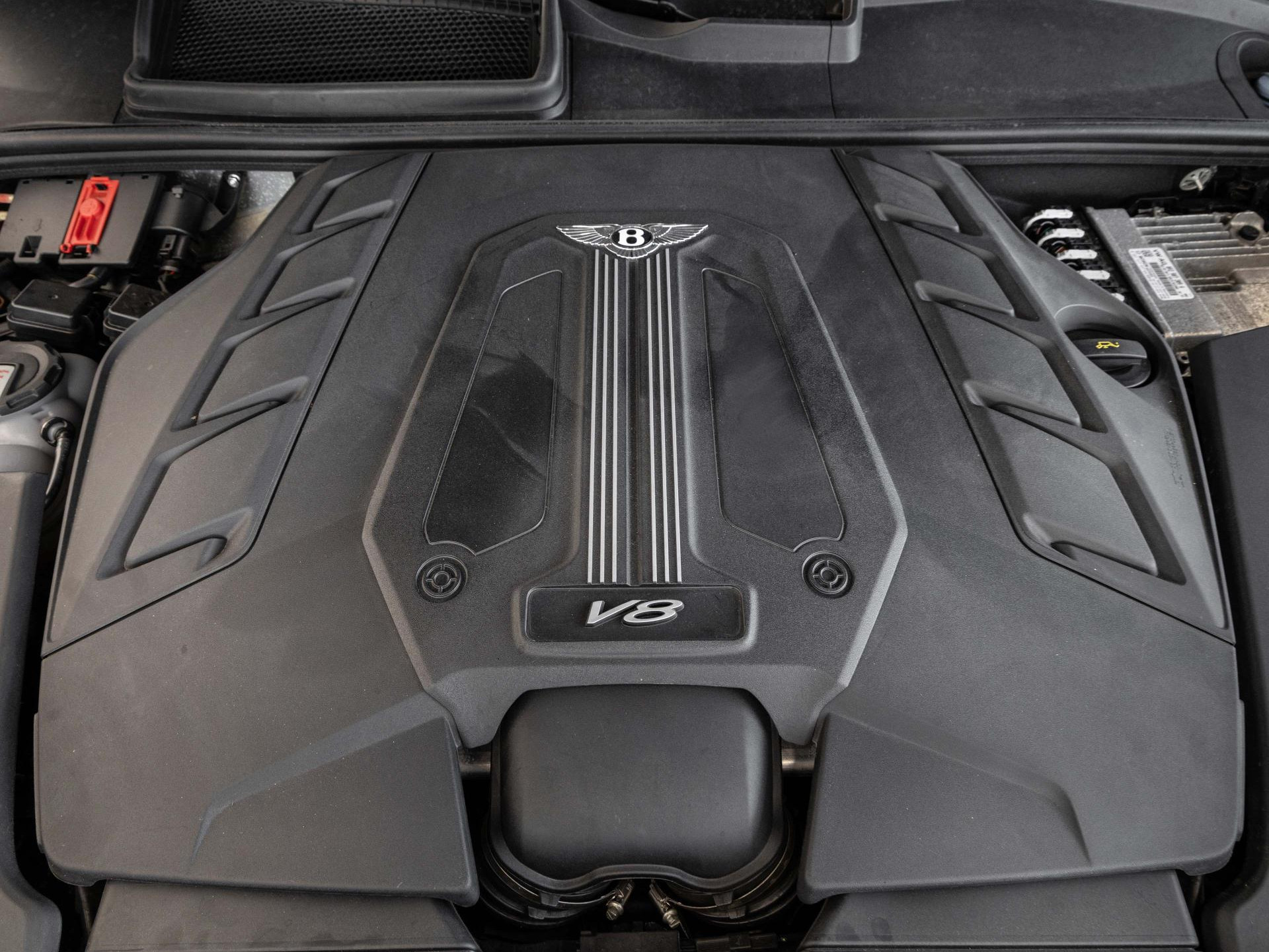 Bentley Bentayga V8 von BENTLEY FRANKFURT