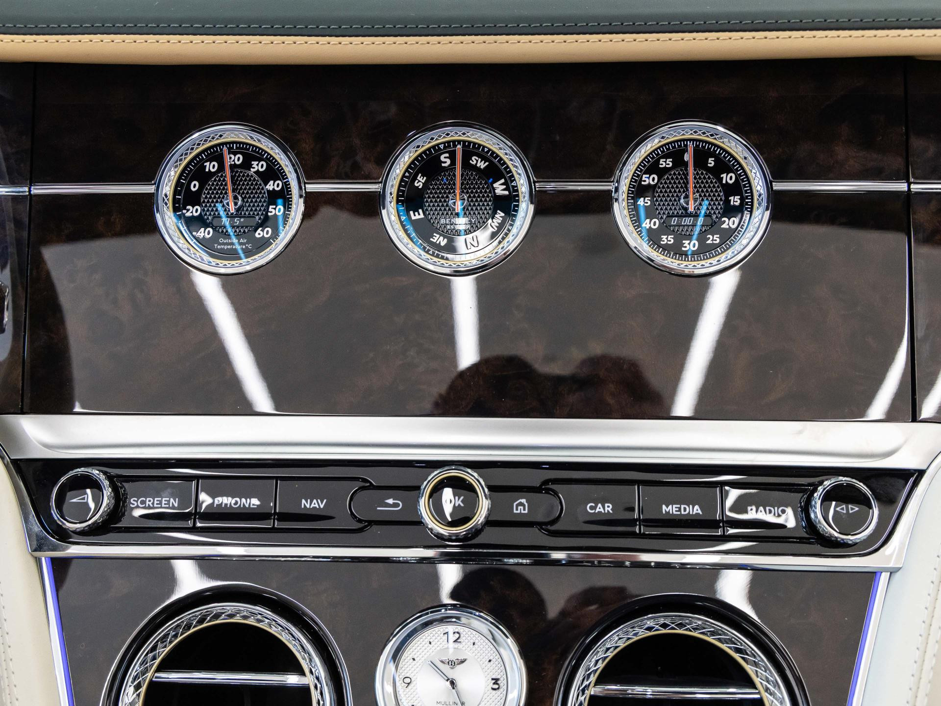 Bentley Continental GTC Mulliner (MY26)