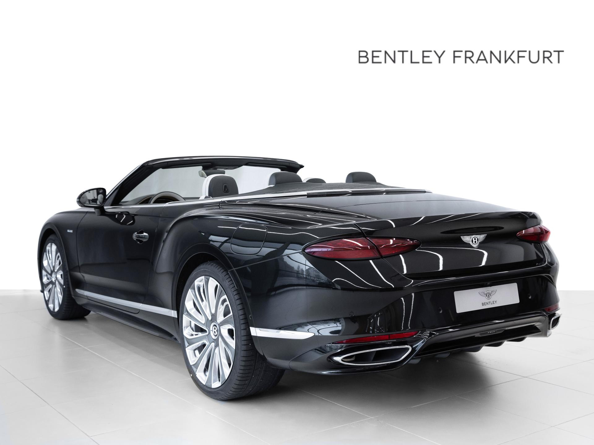 Bentley Continental GTC Mulliner (MY26)