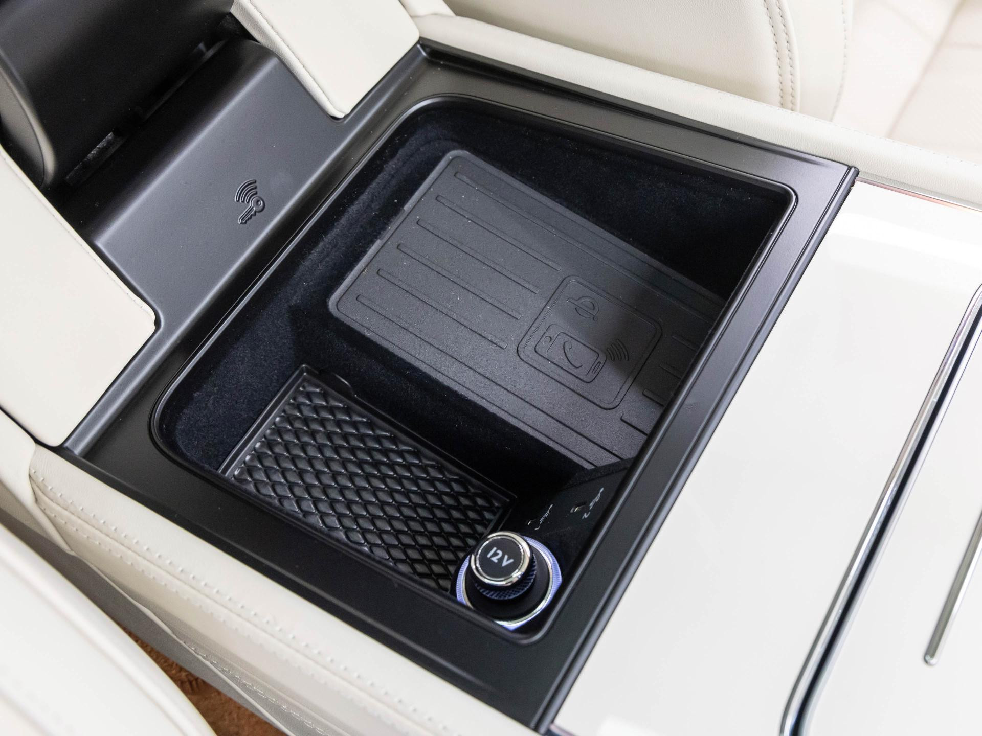 Bentley Continental GT CARBON STYLING / AKRAPOVIC / PANO