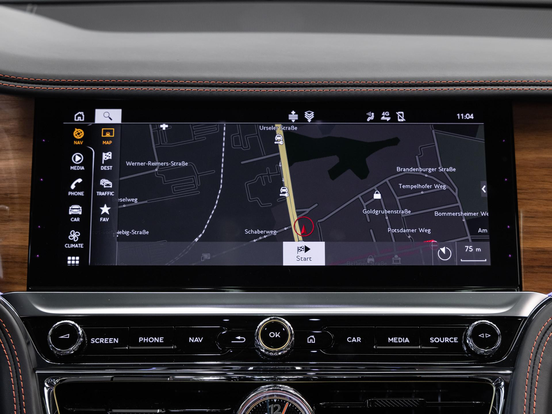 Bentley Flying Spur Azure V8 VON BENTLEY FRANKFURT