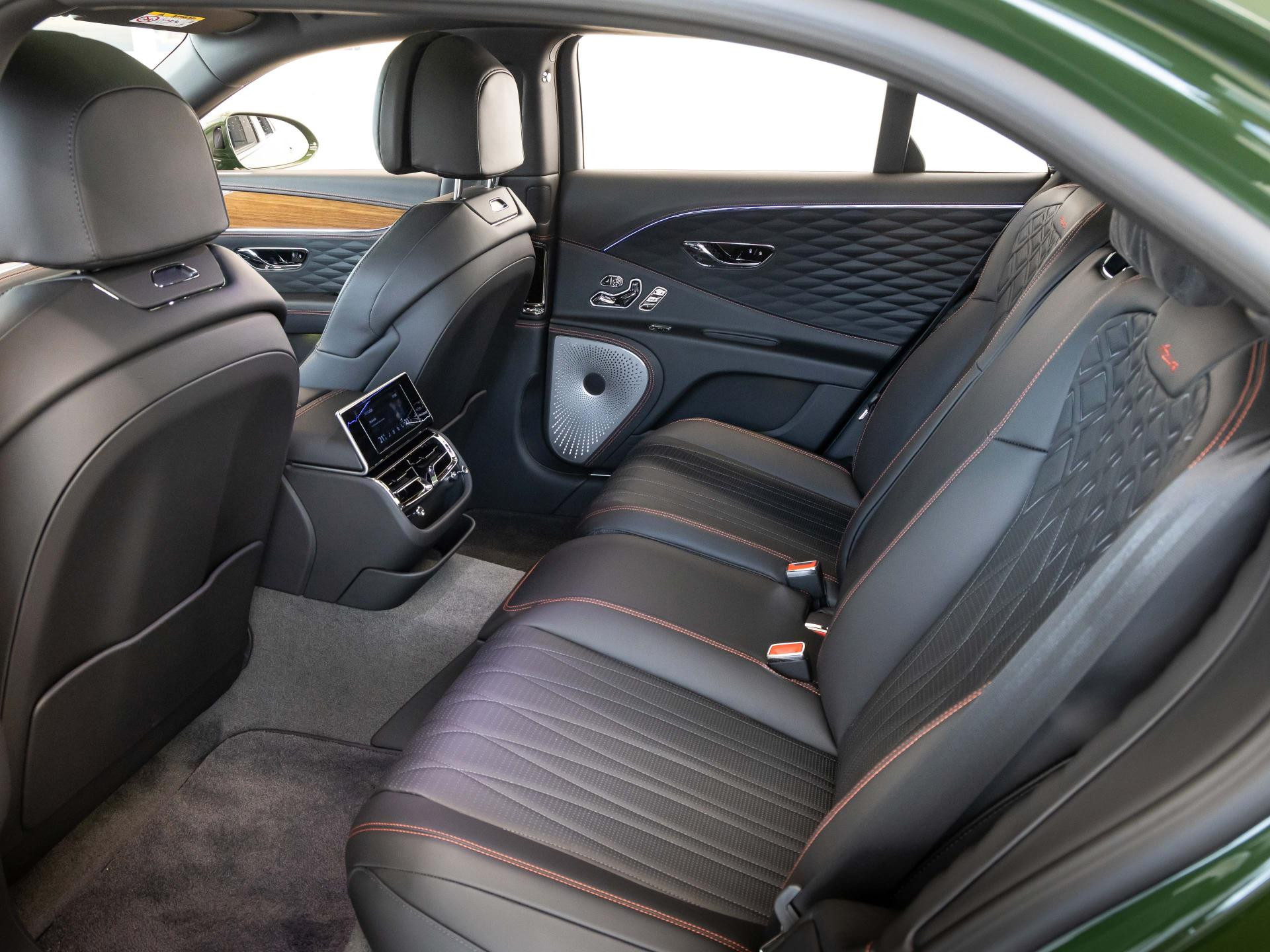 Bentley Flying Spur Azure V8 VON BENTLEY FRANKFURT