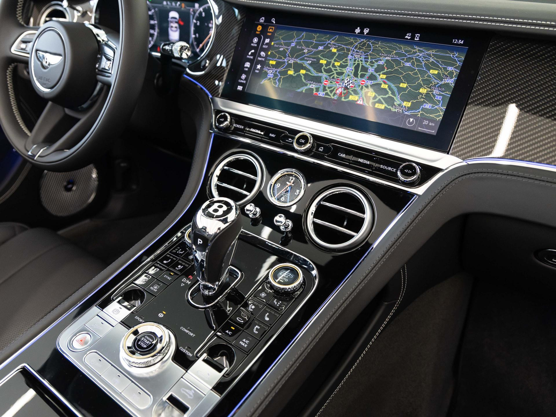 Bentley New Continental GTC Azure V8 von BENTLEY FRANKFURT