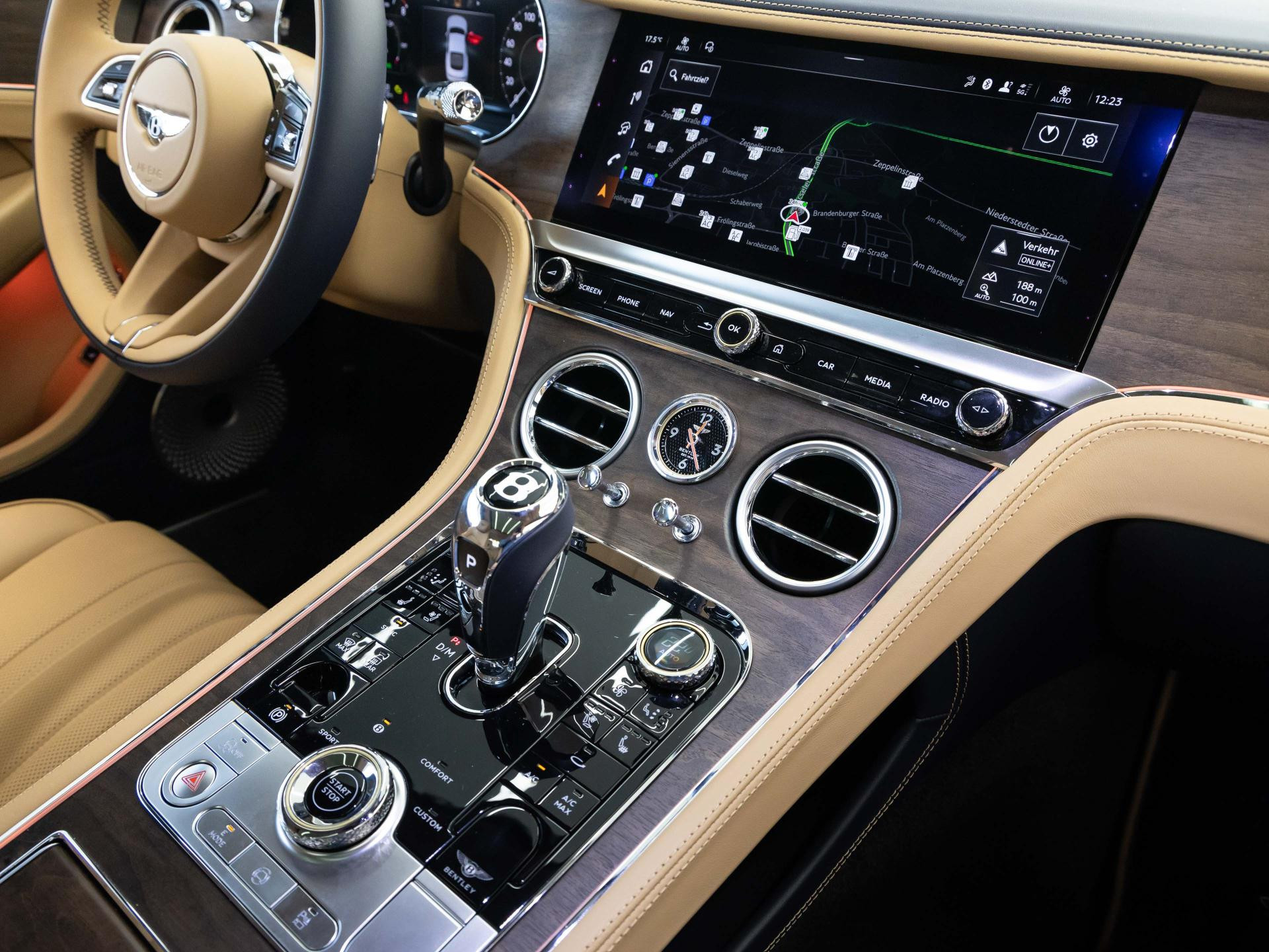 Bentley Continental GT (MY26) Hybrid von BENTLEY FRANKFURT