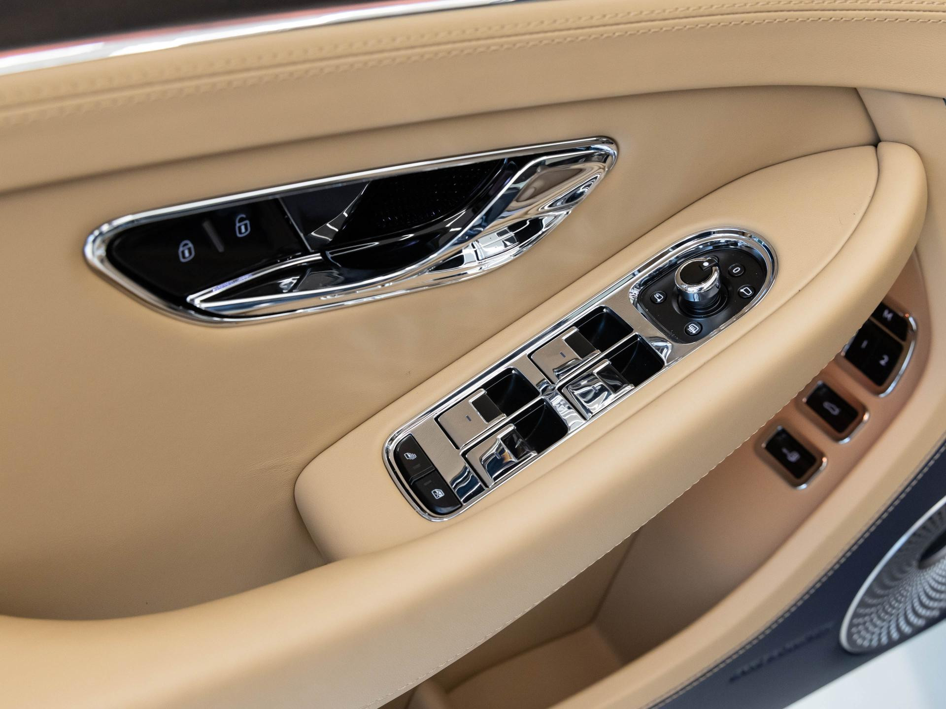 Bentley Continental GT (MY26) Hybrid von BENTLEY FRANKFURT