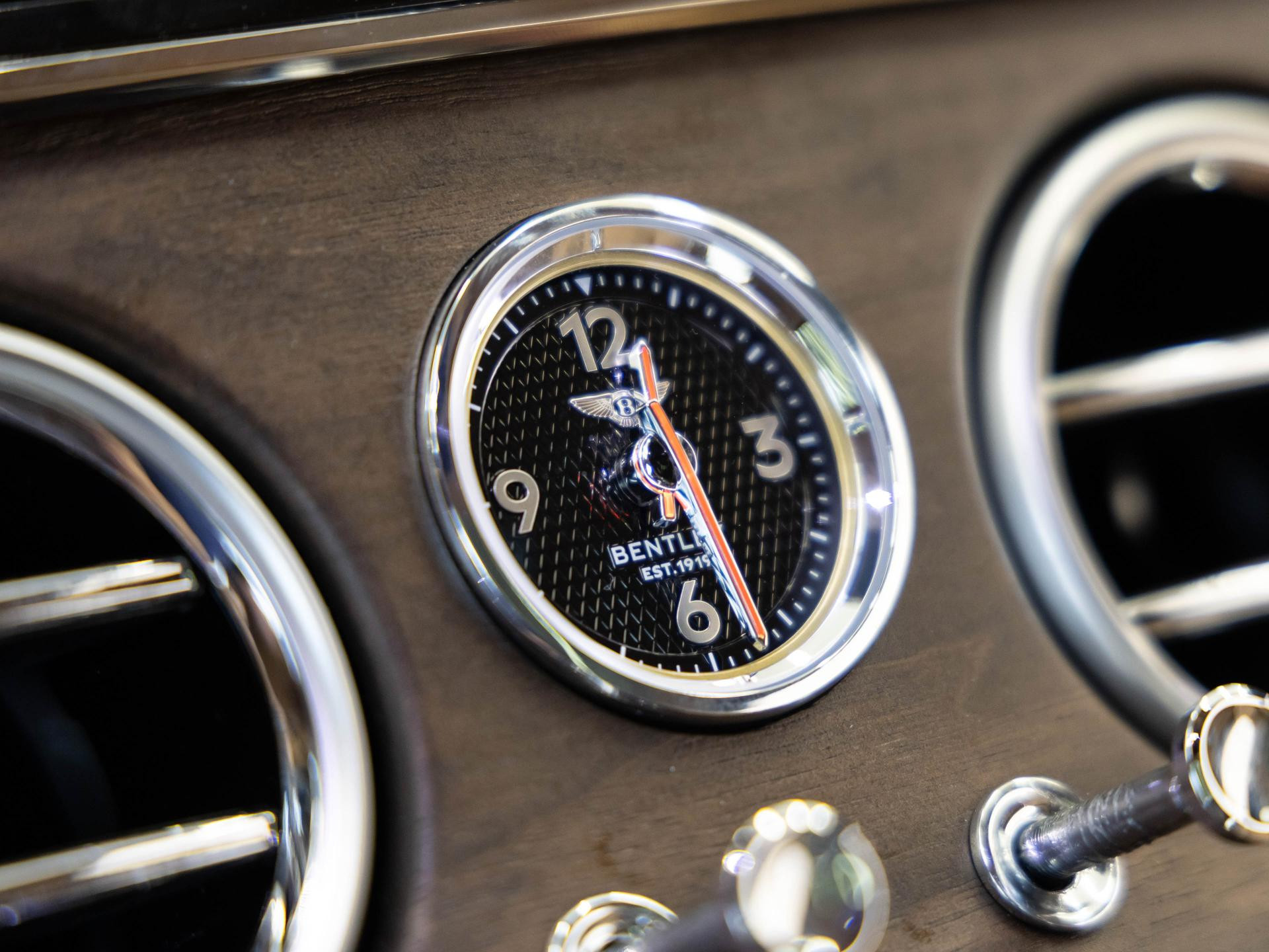 Bentley Continental GT (MY26) Hybrid von BENTLEY FRANKFURT