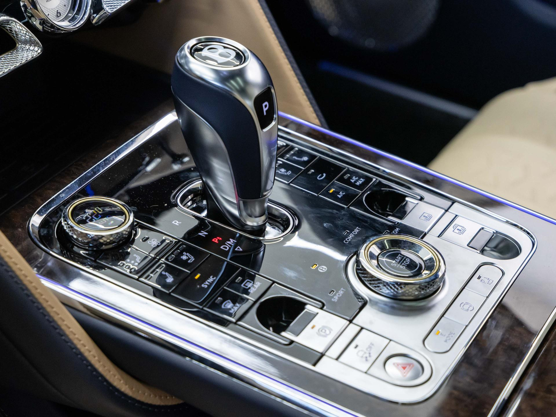 Bentley Flying Spur Mulliner (MY26) von BENTLEY FRANKFURT