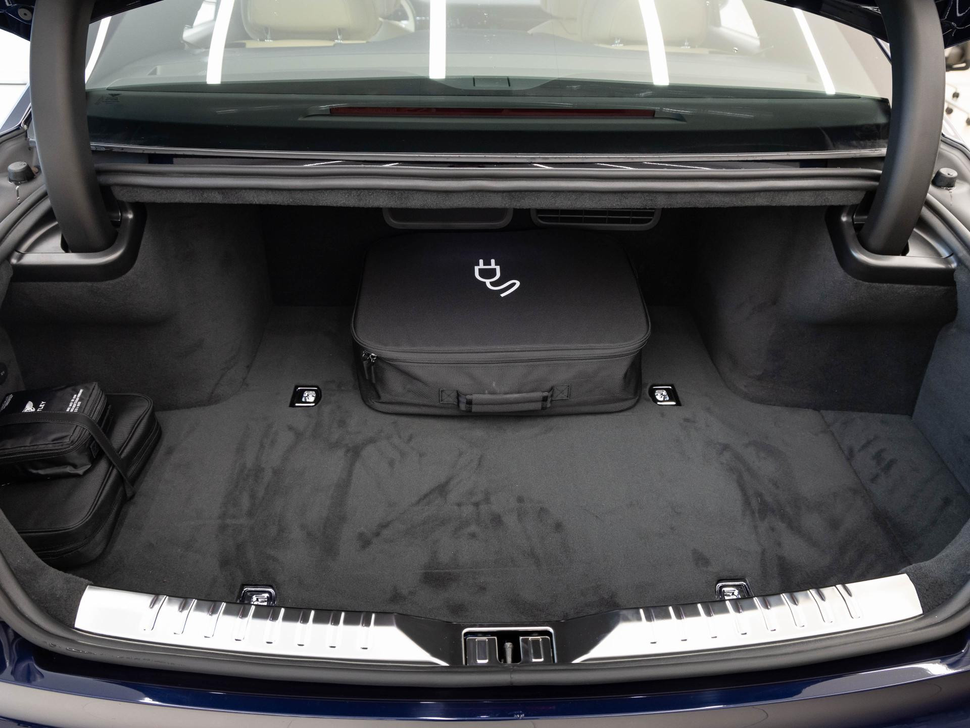 Bentley Flying Spur Mulliner (MY26) von BENTLEY FRANKFURT