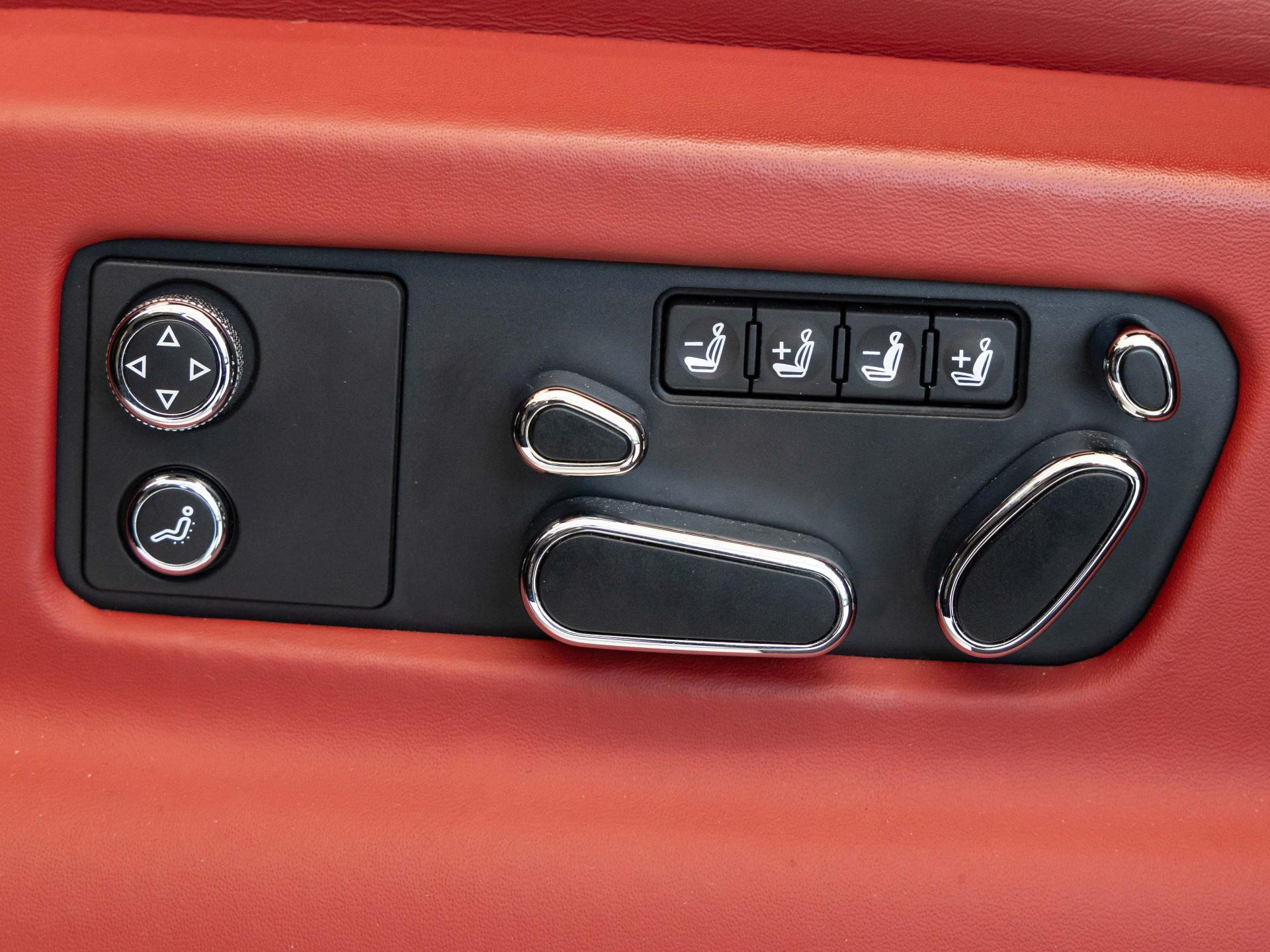 Bentley Bentayga EWB Mulliner von BENTLEY FRANKFURT