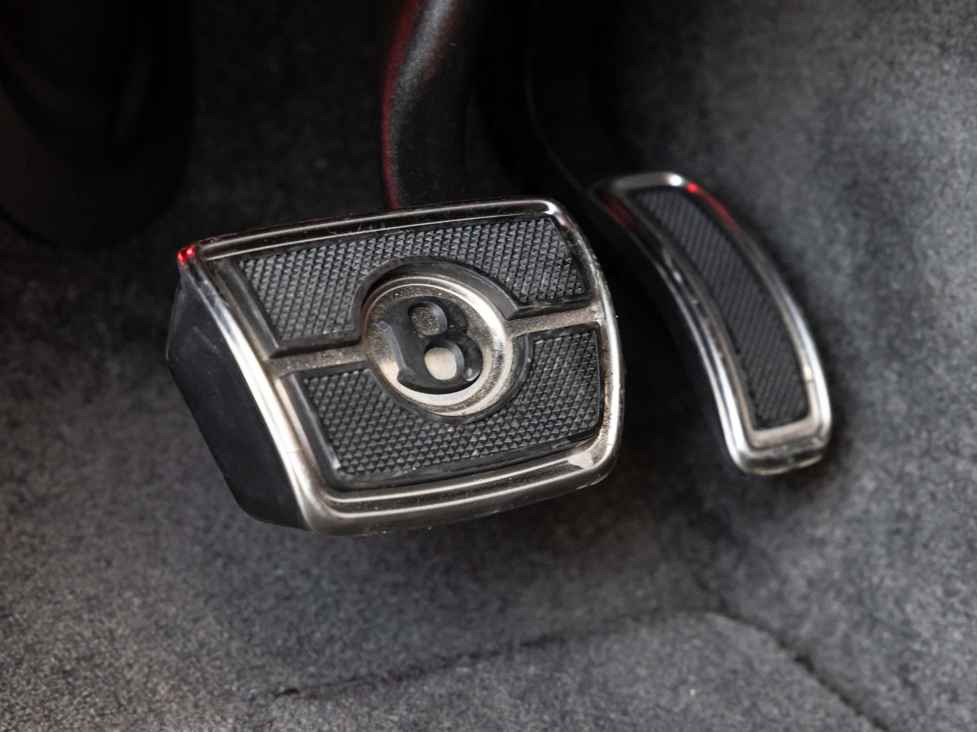 Bentley Bentayga EWB Mulliner von BENTLEY FRANKFURT