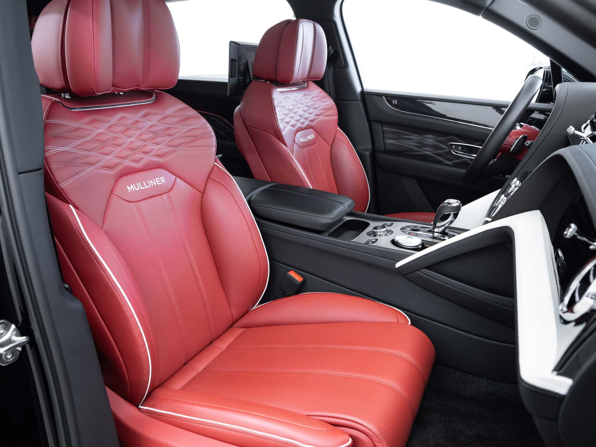 Bentley Bentayga EWB Mulliner von BENTLEY FRANKFURT