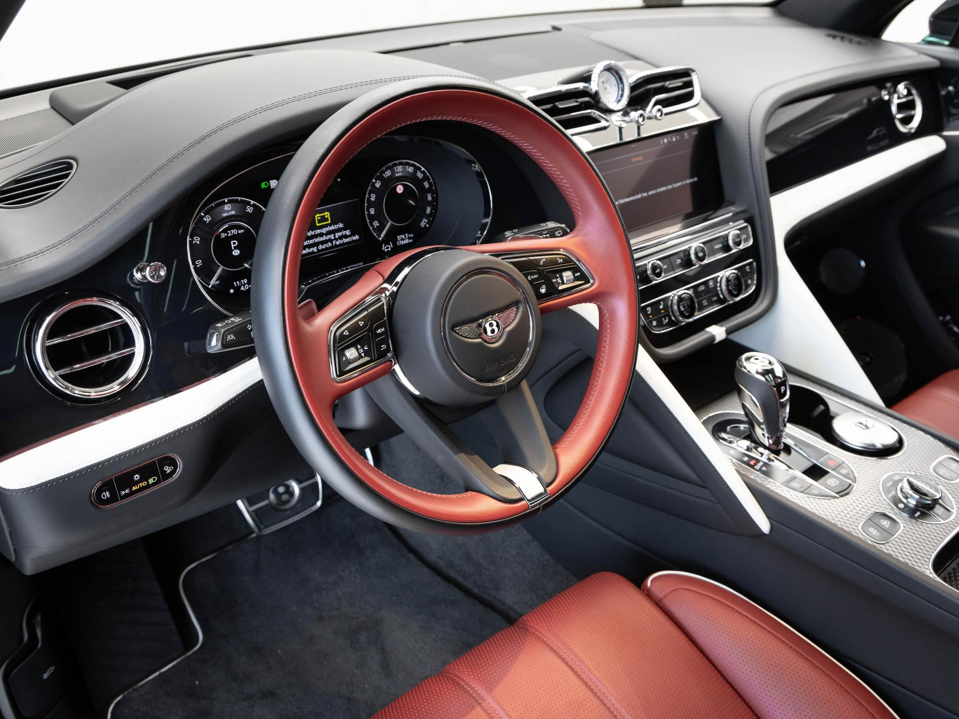 Bentley Bentayga EWB Mulliner von BENTLEY FRANKFURT