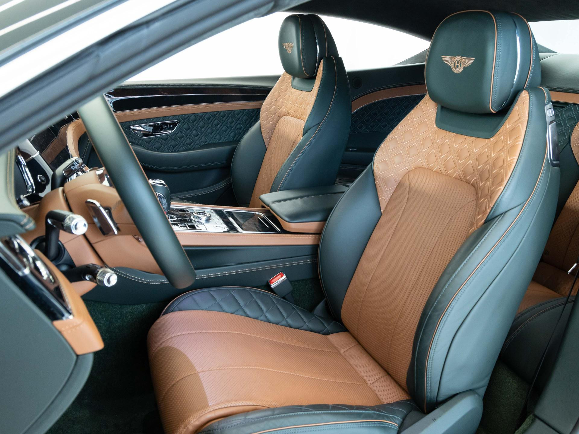 Bentley New Continental GT V8 von BENTLEY FRANKFURT