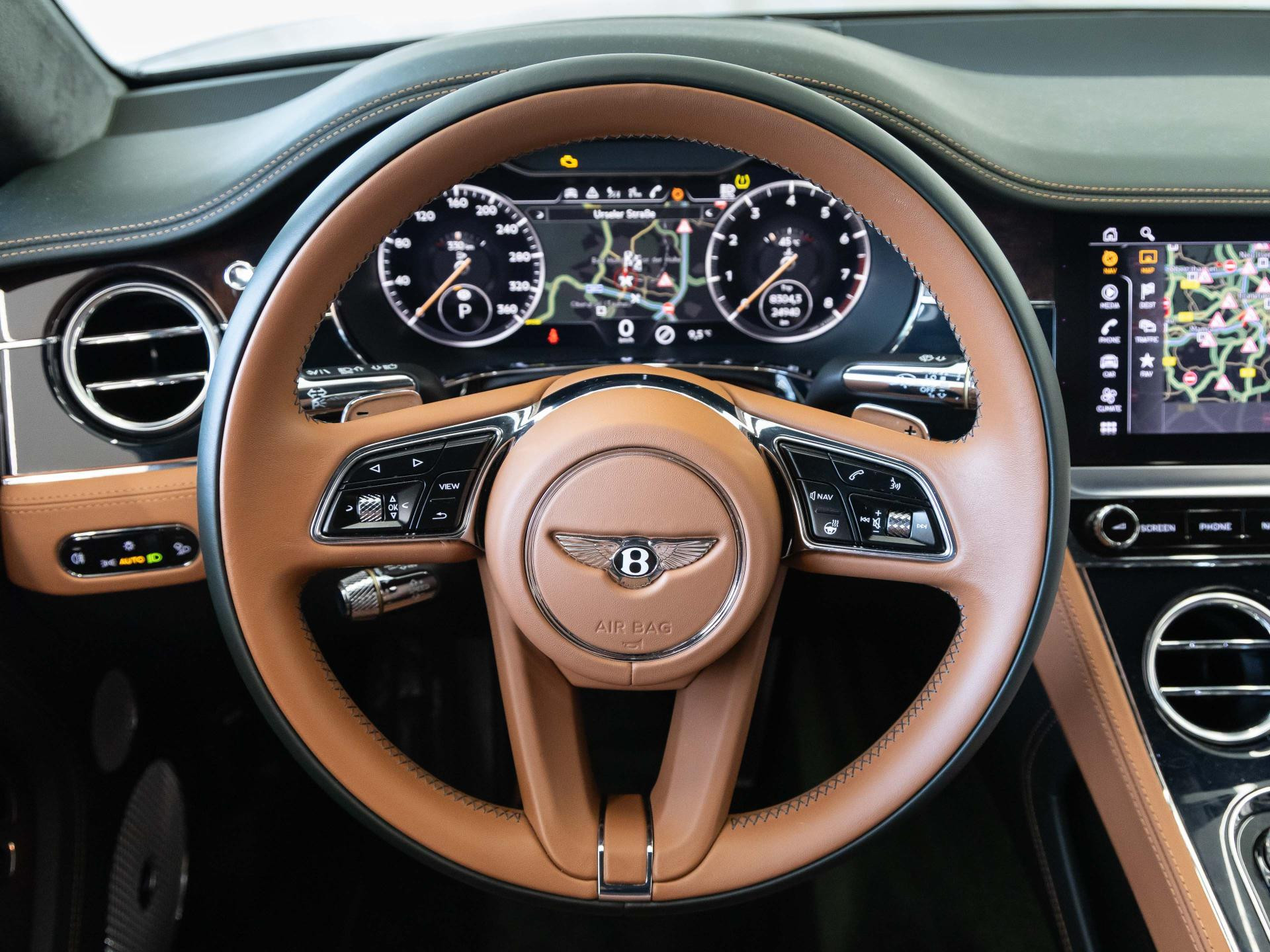 Bentley New Continental GT V8 von BENTLEY FRANKFURT