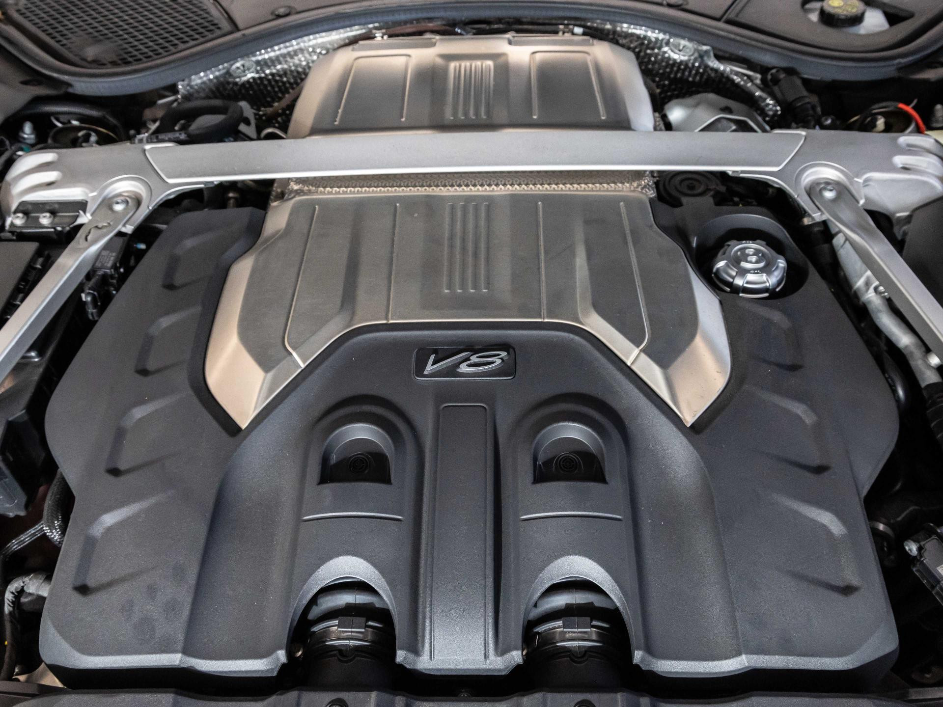 Bentley New Continental GT V8 von BENTLEY FRANKFURT