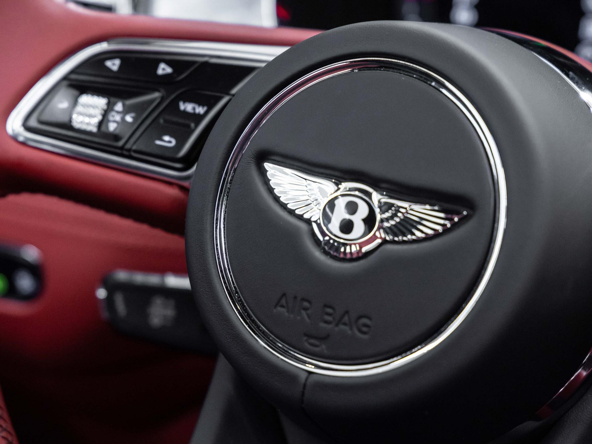 Bentley Bentayga S V8 von BENTLEY MANNHEIM