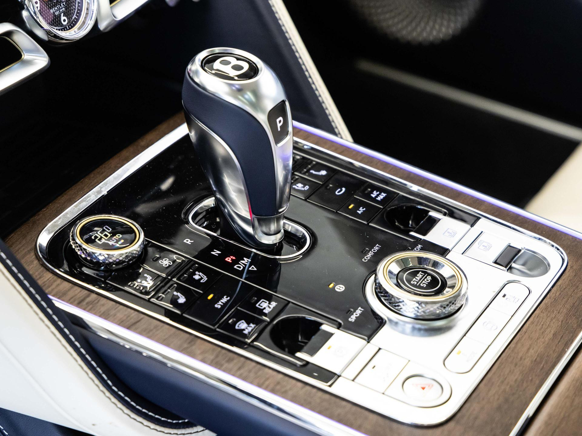 Bentley Flying Spur von BENTLEY MANNHEIM