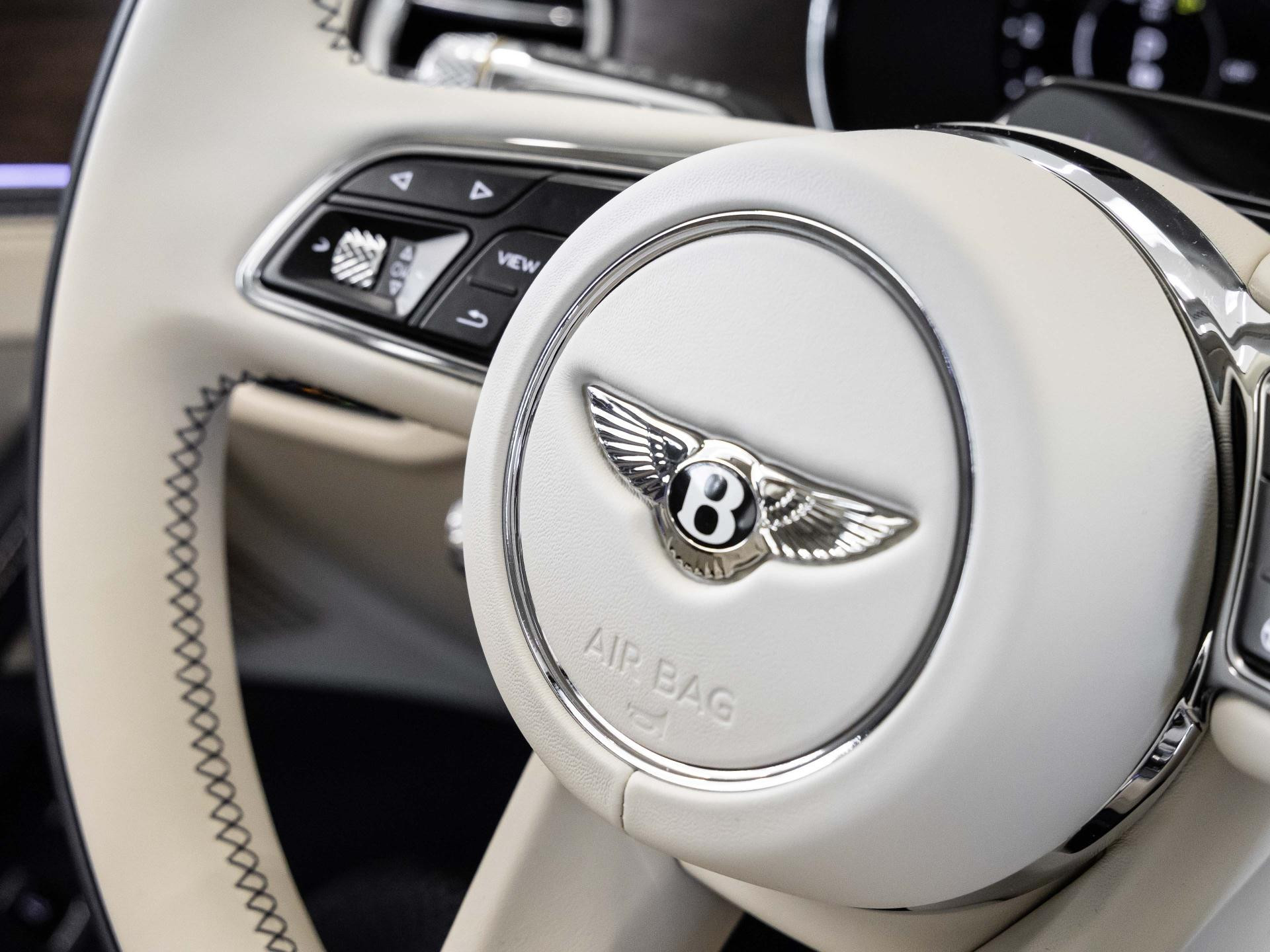 Bentley Flying Spur von BENTLEY MANNHEIM