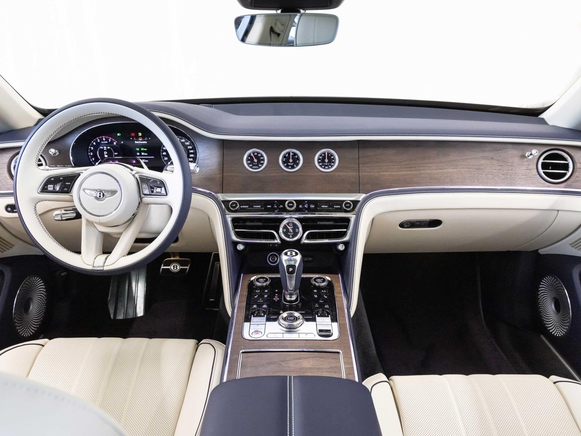 Bentley Flying Spur von BENTLEY MANNHEIM