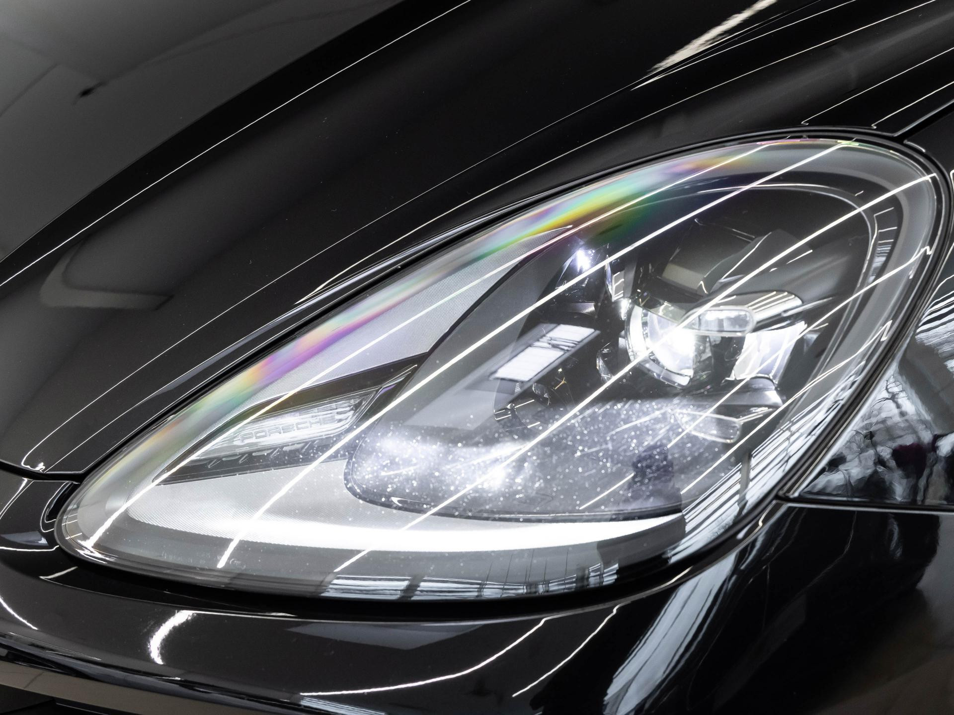 Porsche Cayenne Platinum Edition von BENTLEY MANNHEIM