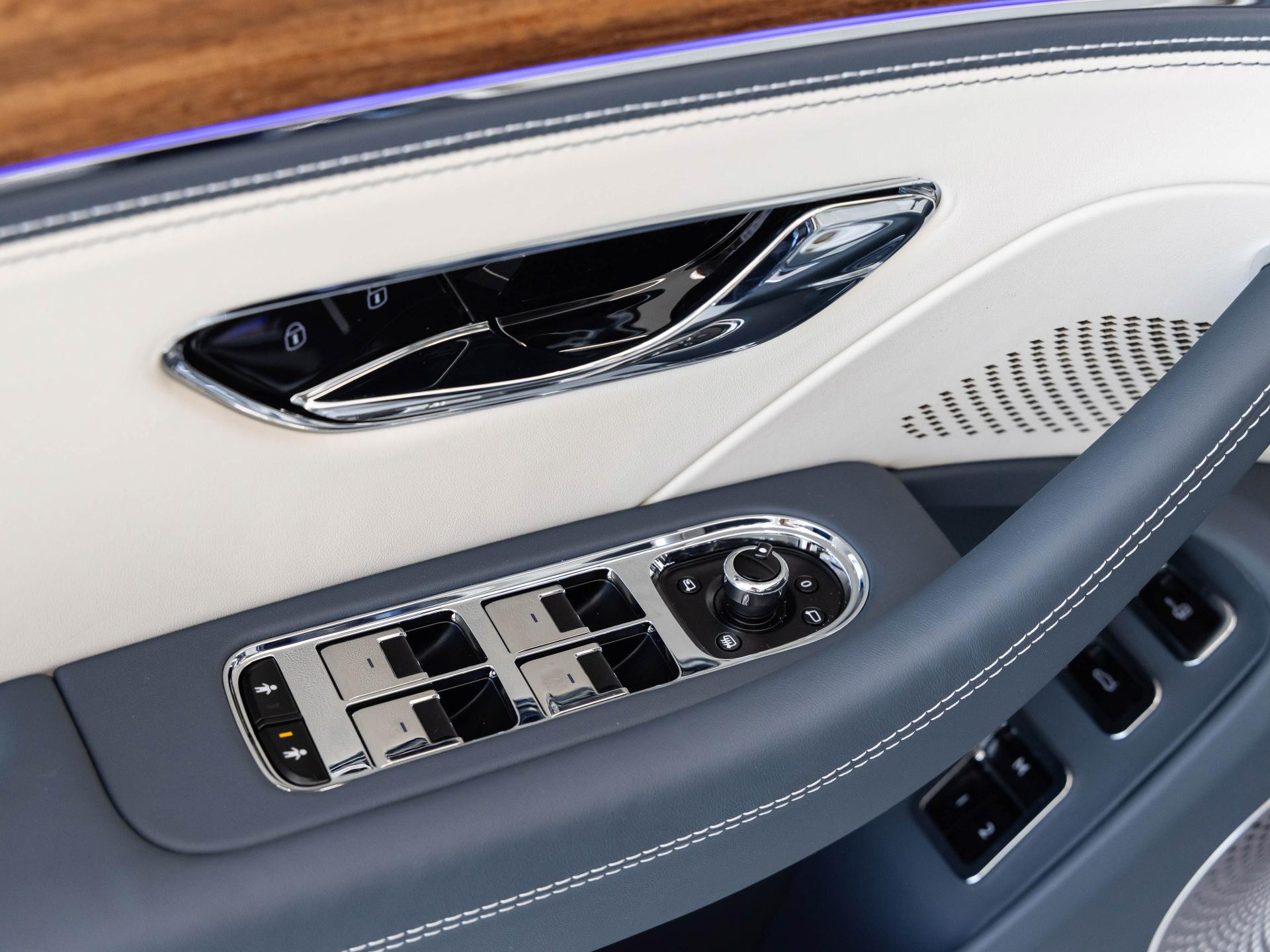 Bentley Flying Spur (MY26) von BENTLEY FRANKFURT
