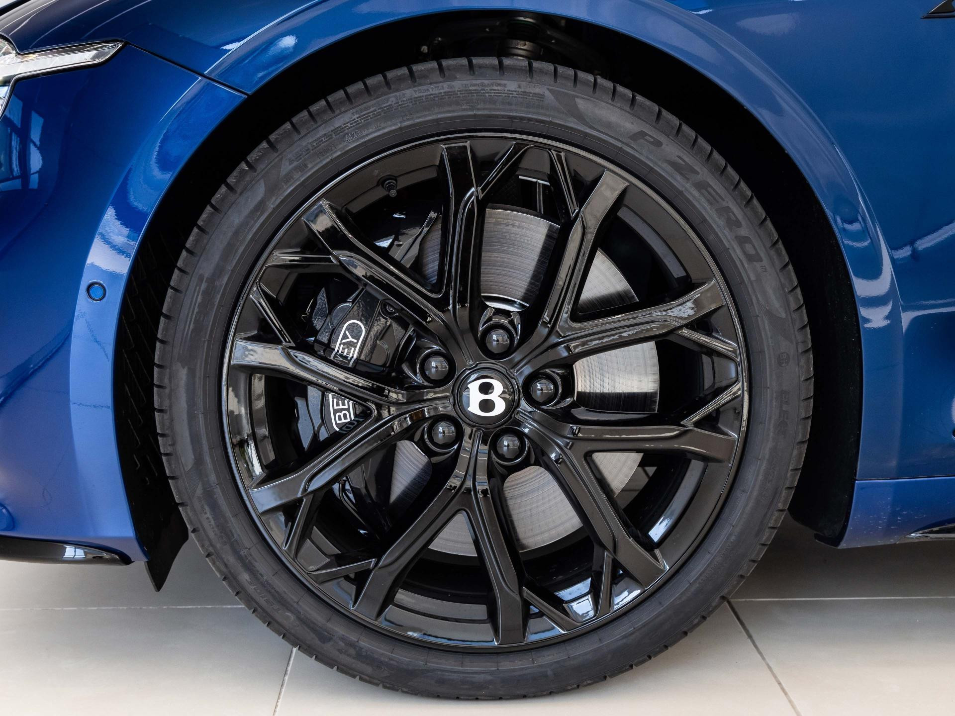 Bentley Continental GT S (MY26) Hybrid von BENTLEY FRANKFU