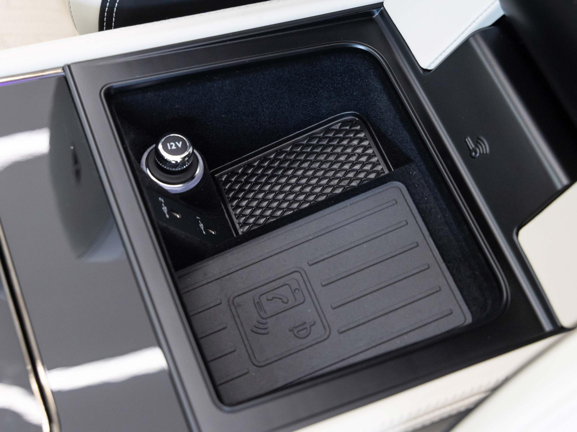 Bentley Continental GTC S AKRAPOVIC / MULLINER COLOUR /
