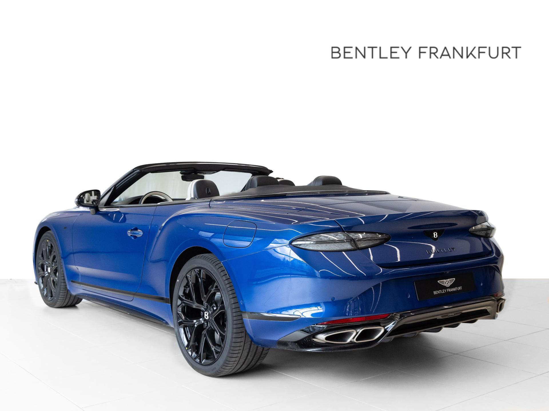 Bentley Continental GTC S AKRAPOVIC / MULLINER COLOUR /