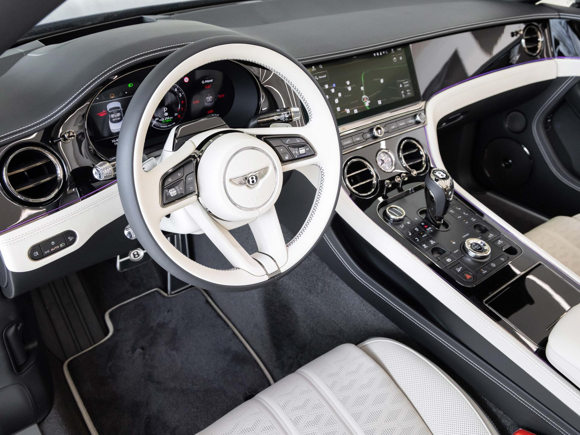Bentley Continental GTC S AKRAPOVIC / MULLINER COLOUR /