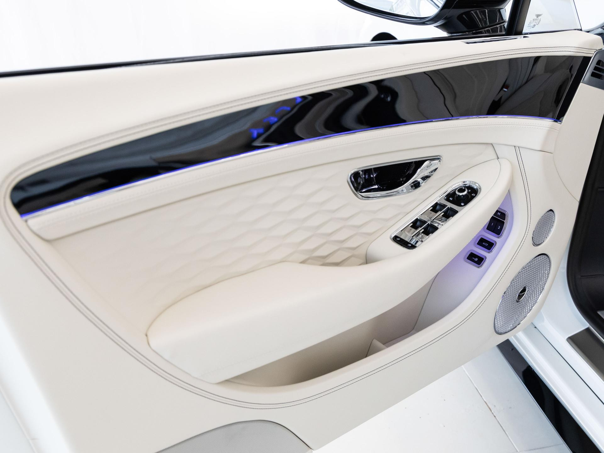 Bentley Continental GTC S WHITE / WHITE / FULL OPTION /