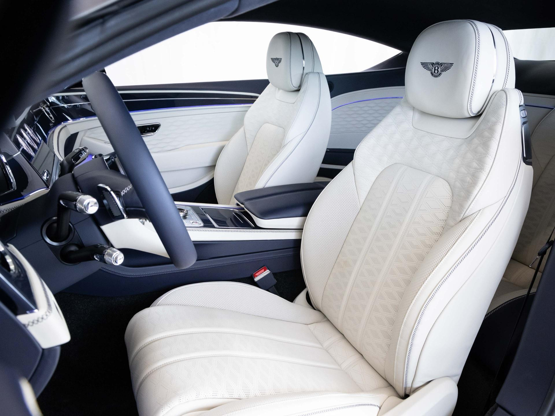 Bentley New Continental GT Speed V8 PHEV