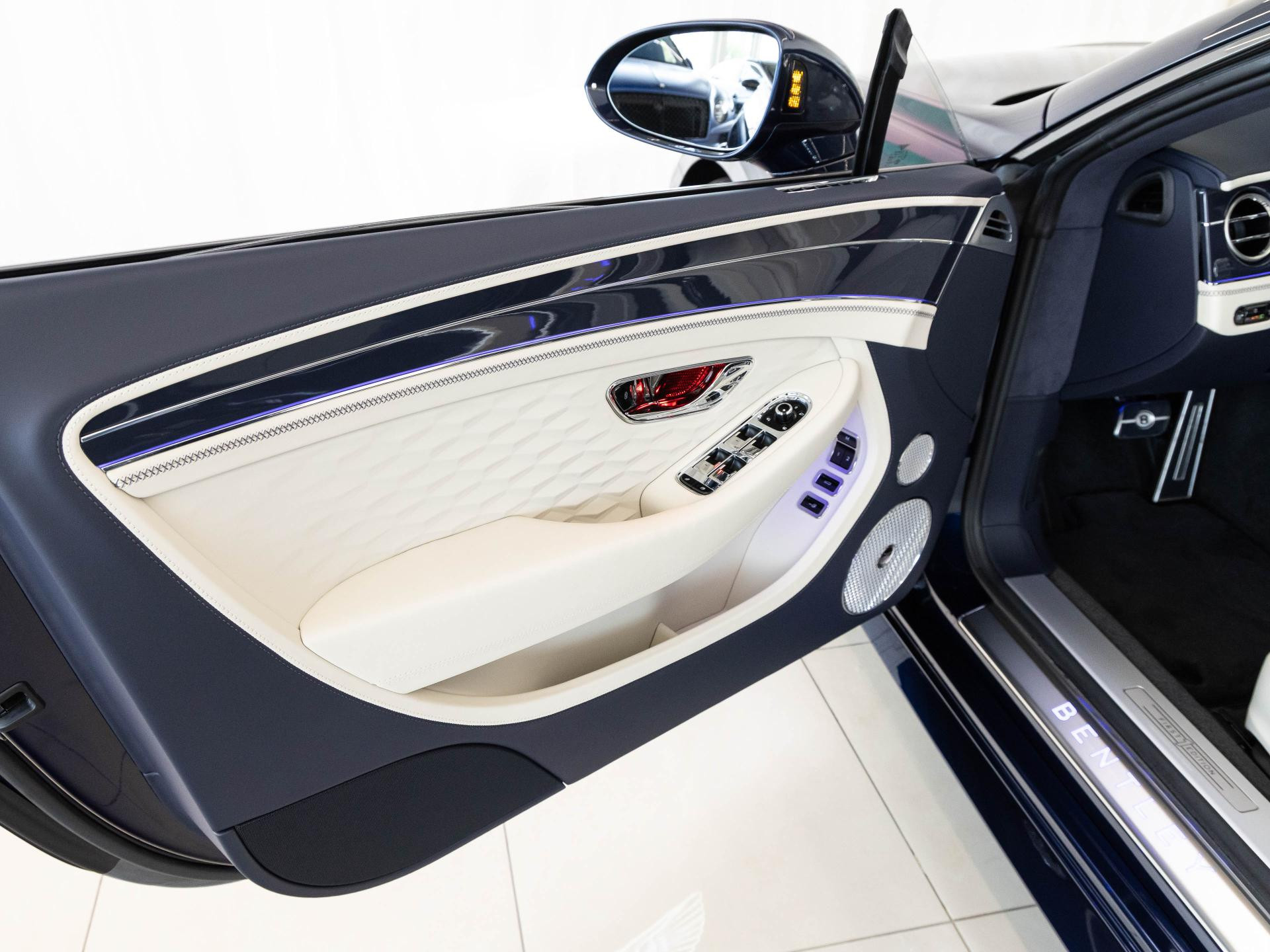 Bentley New Continental GT Speed V8 PHEV