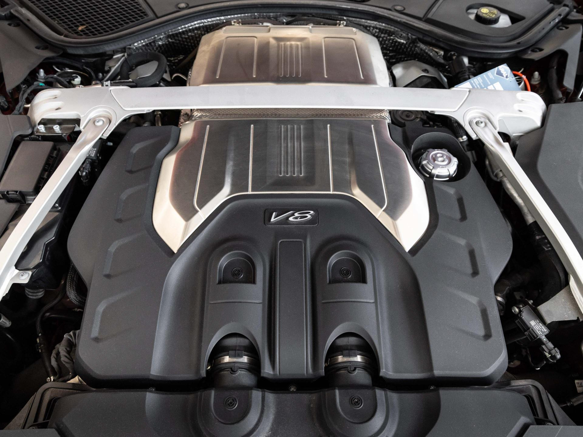 Bentley New Continental GT V8 von BENTLEY FRANKFURT