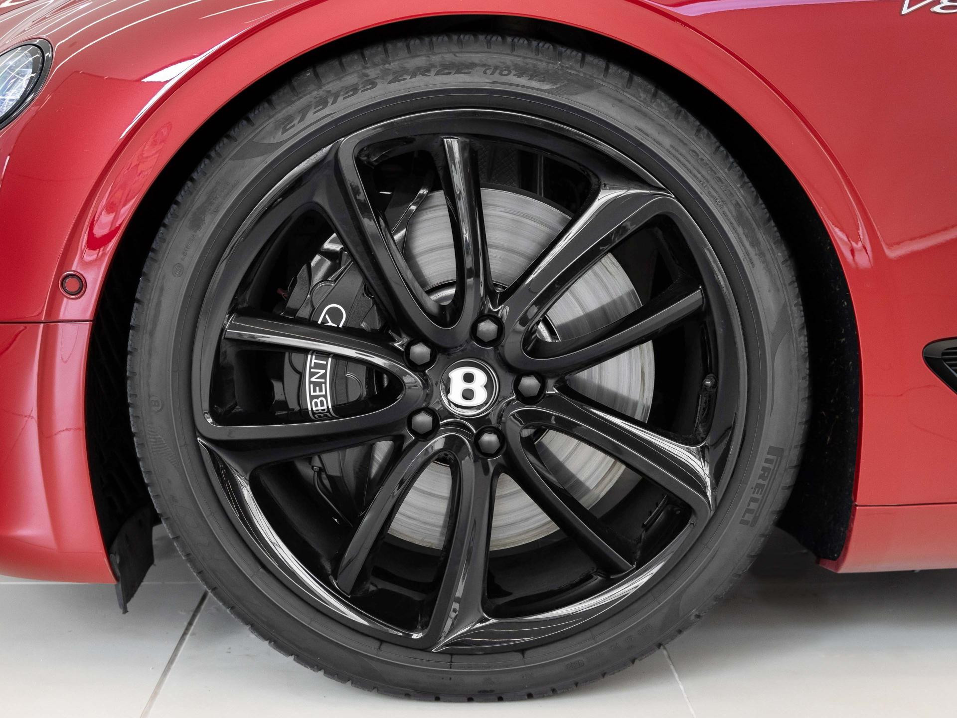 Bentley New Continental GT V8 von BENTLEY FRANKFURT