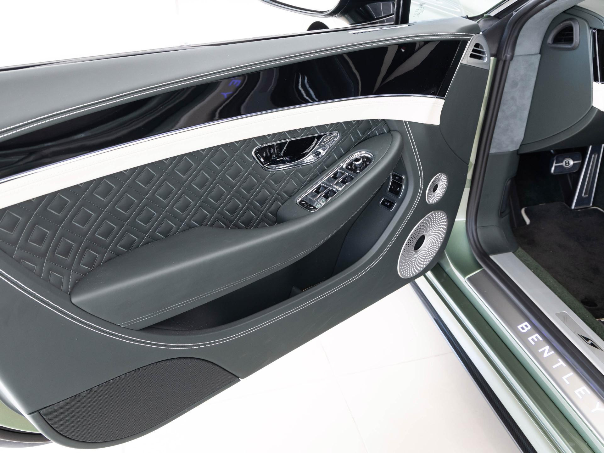 Bentley New Continental GT S V8 von BENTLEY FRANKFURT