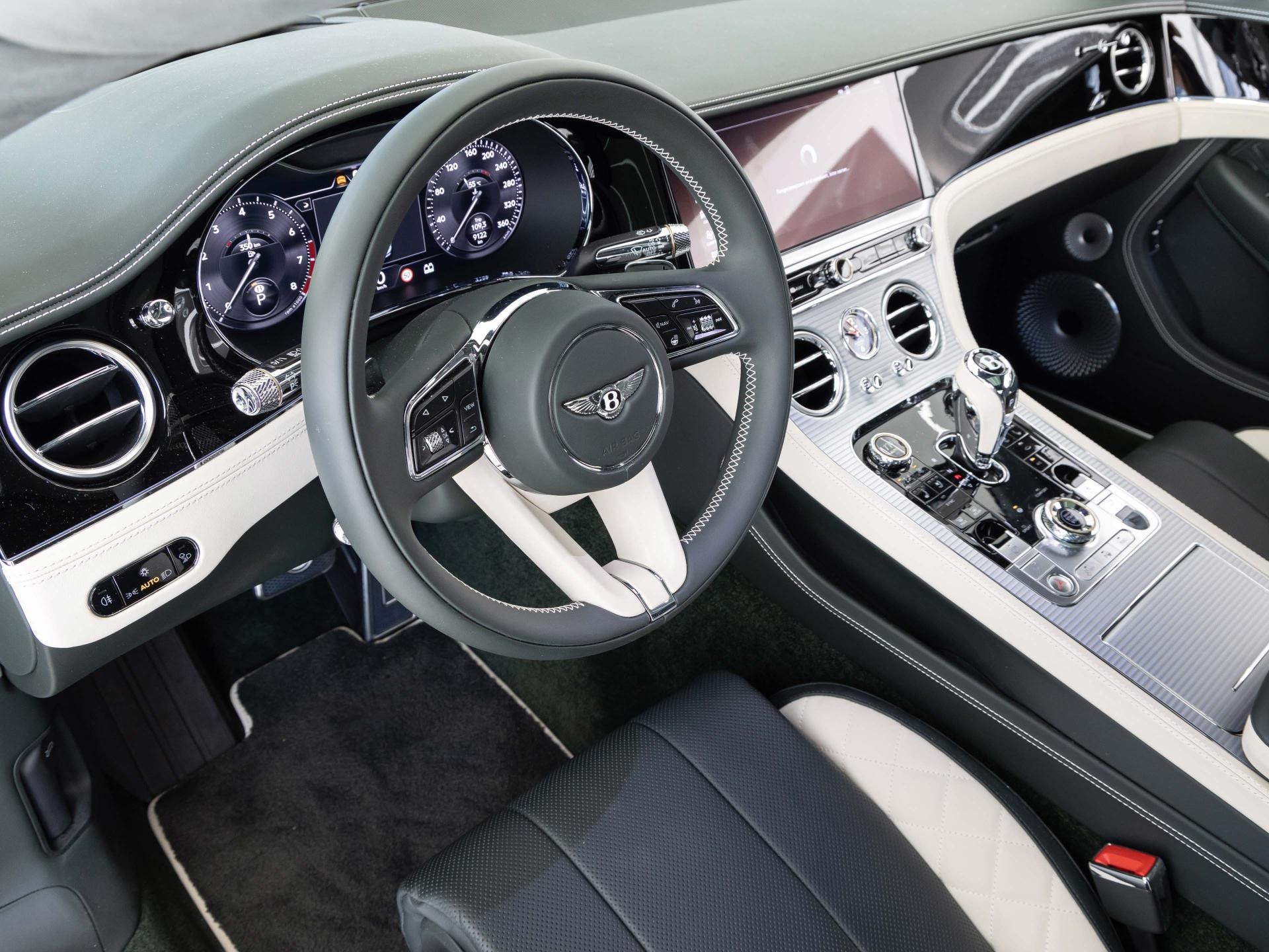 Bentley New Continental GT S V8 von BENTLEY FRANKFURT
