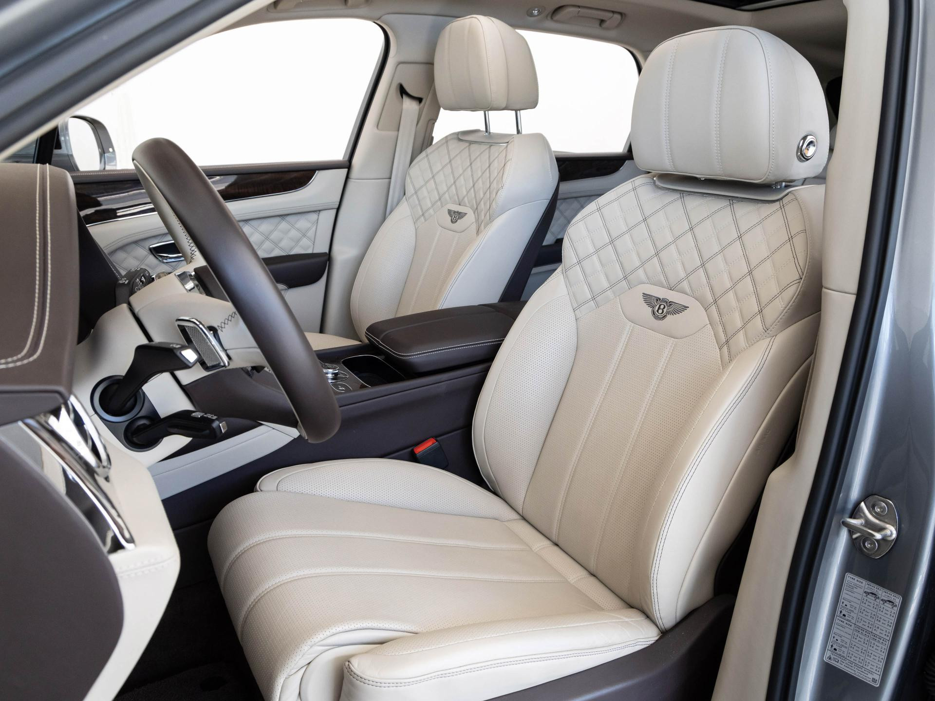 Bentley Bentayga V8 First Edition von BENTLEY FRANKFURT