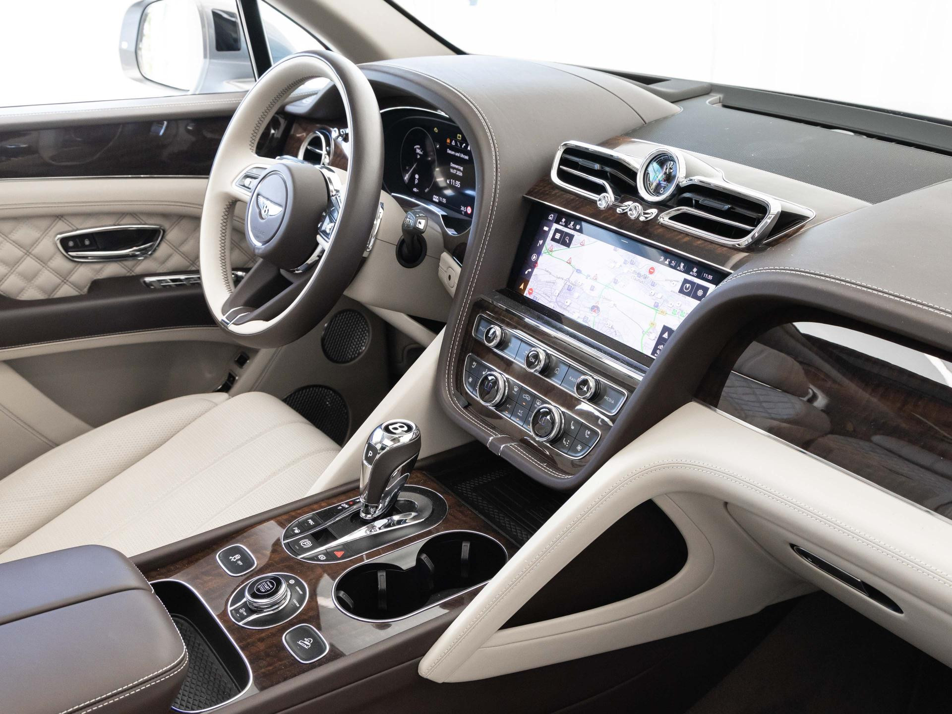 Bentley Bentayga V8 First Edition von BENTLEY FRANKFURT