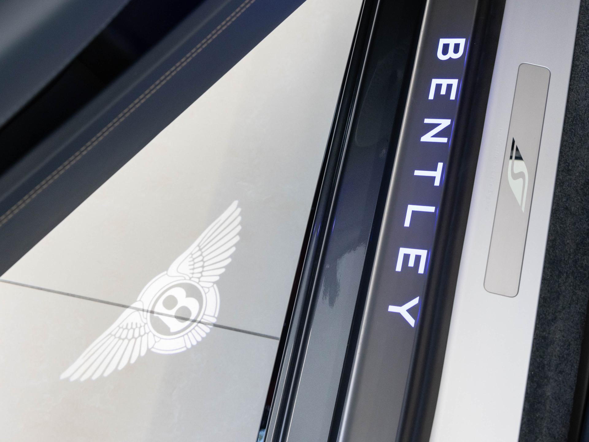 Bentley Continental GTC S (MY26) von BENTLEY MANNHEIM