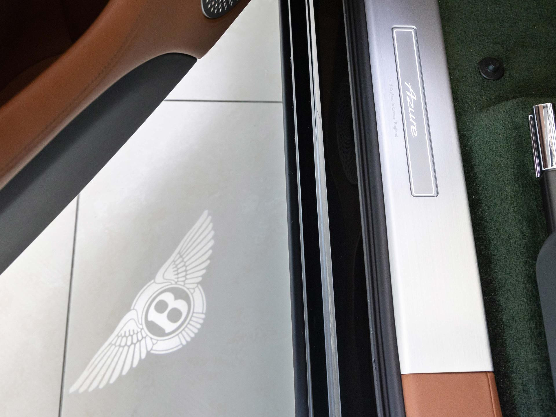 Bentley Bentayga V8 Azure von BENTLEY MANNHEIM